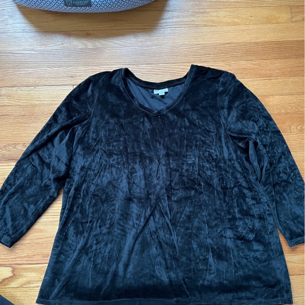 J Jill Black Velour Top